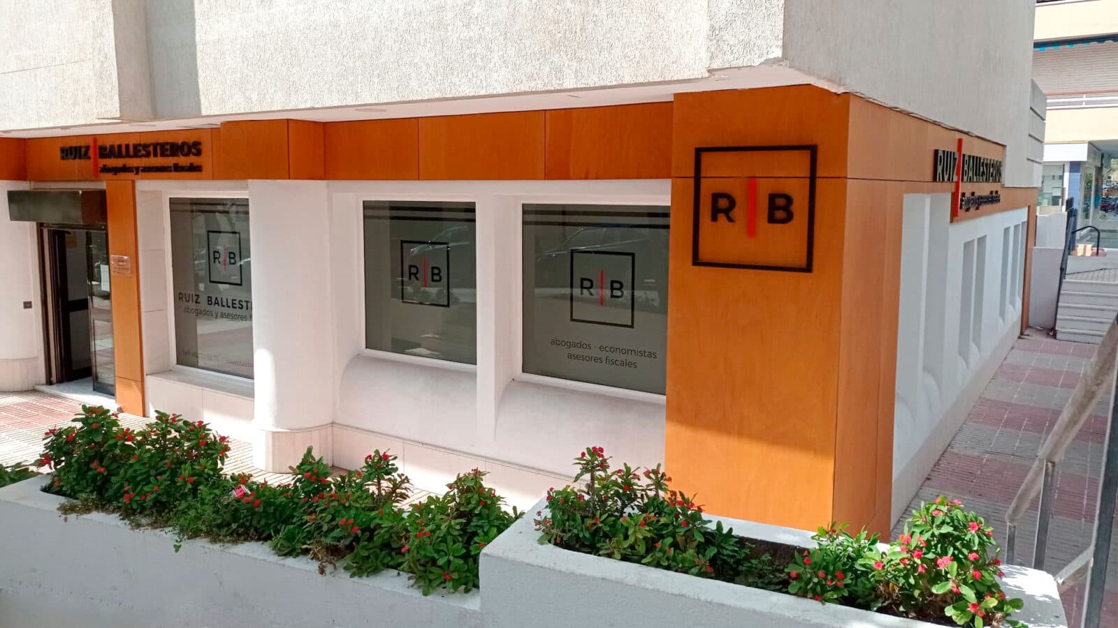 Ruiz Ballesteros Lawyers & Tax Advisors (Marbella) — Gallery