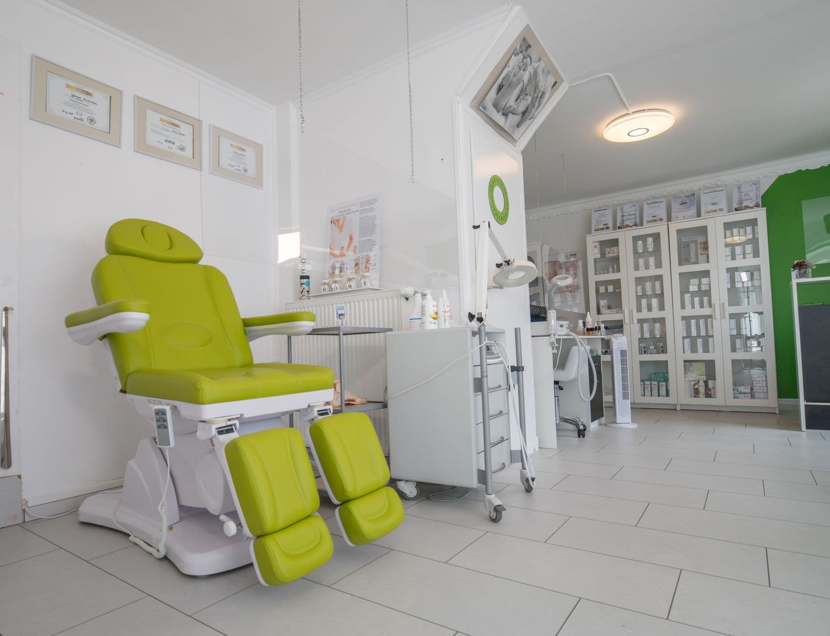 Pain Clinic Marbella — Doctors & Clinics