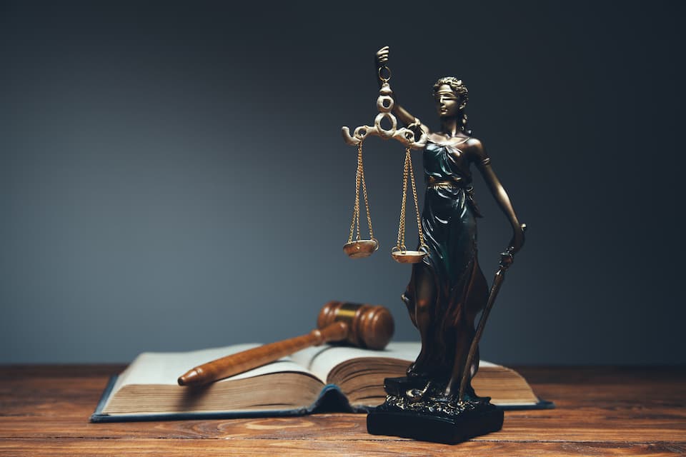 LEGALITAX — Tax & Financial Advisors