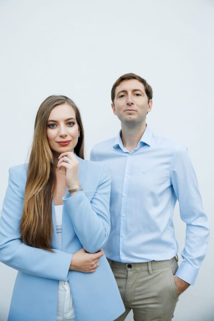HolaExpat — Gestoría & Admin Services