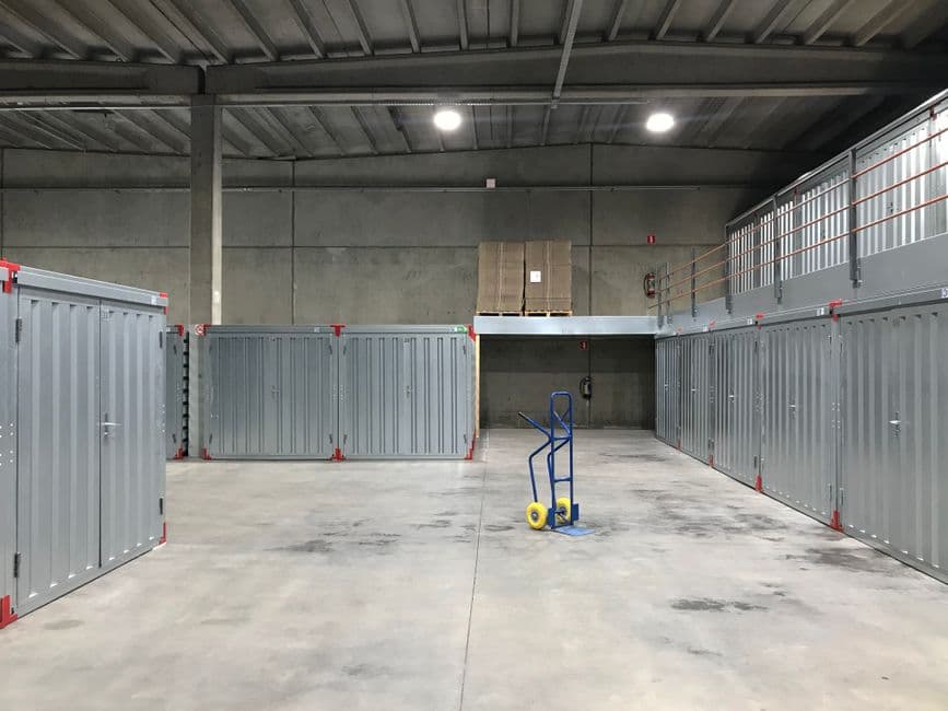 Robinsons Relocation — Gallery