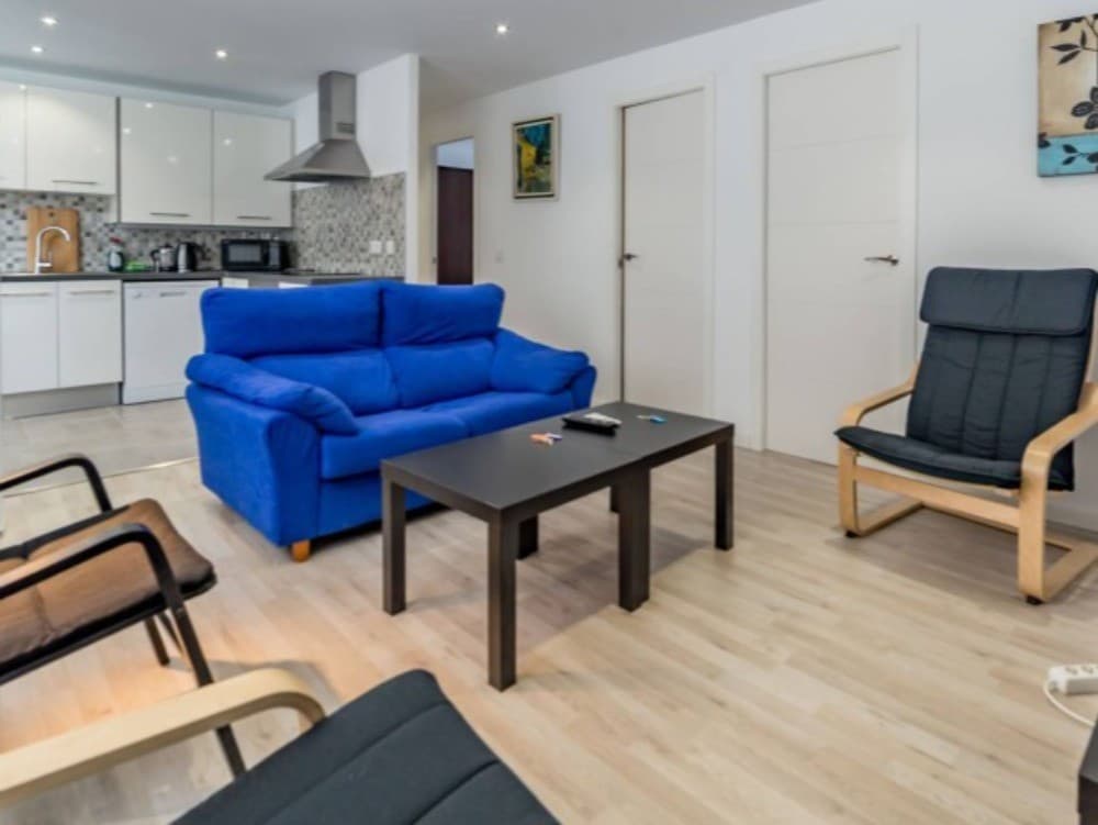 Valencia Property — Gallery