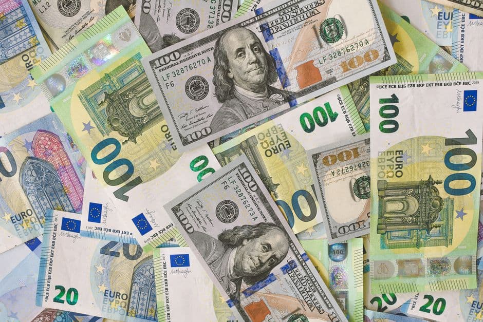 XE Money Transfer — Galerie
