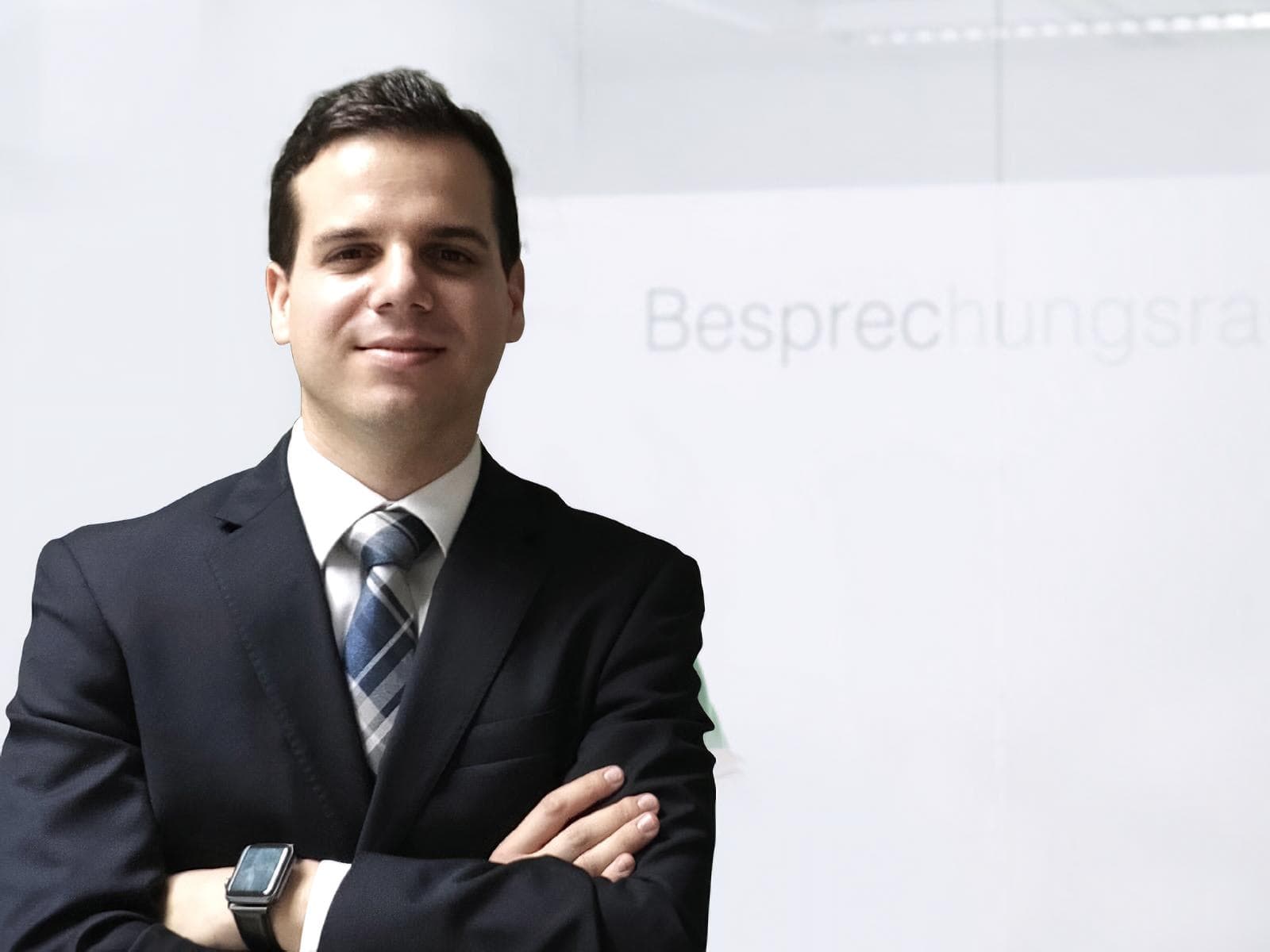Dr. Manuel Stiff, Abogado — Immigration Lawyers