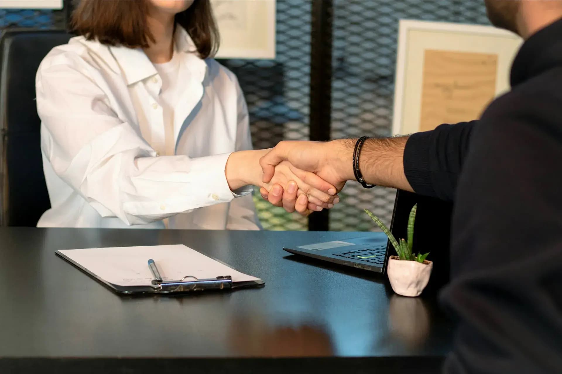 Mallorca Health Agent (Sanitas Exclusive Agent) — Health Insurance Brokers