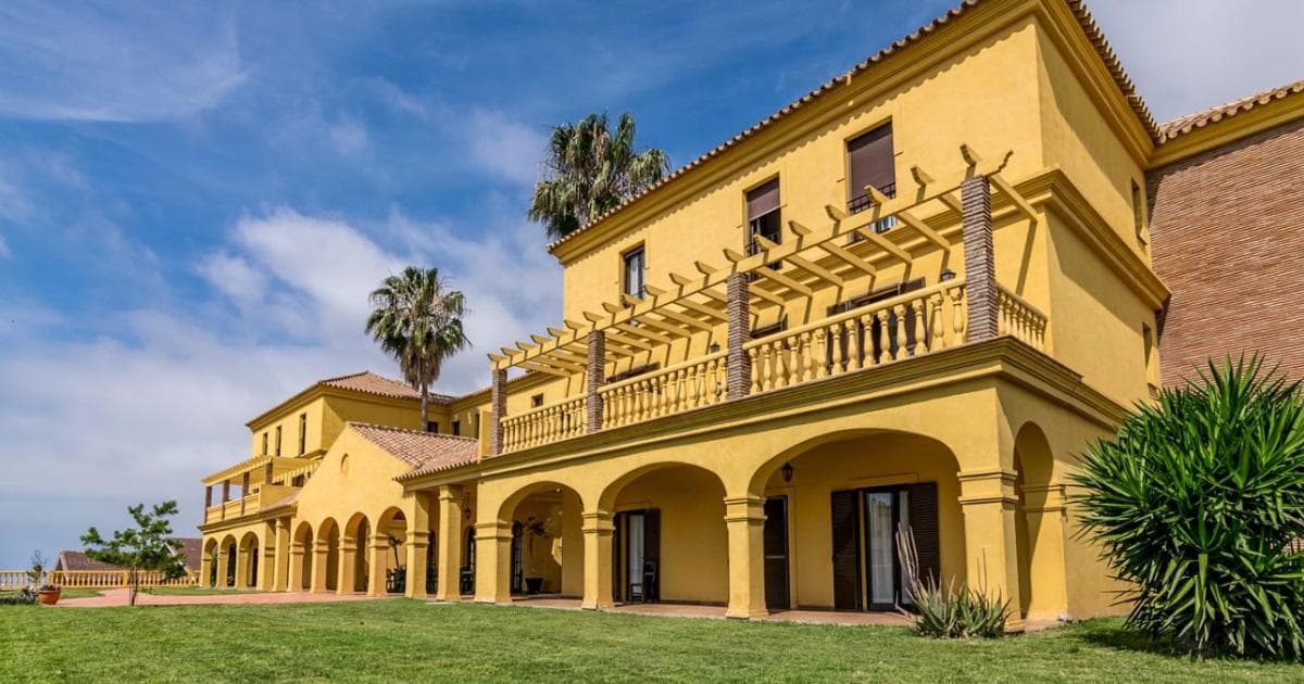 Clariane / Seniors Residencias — Senior Residences & Assisted Living